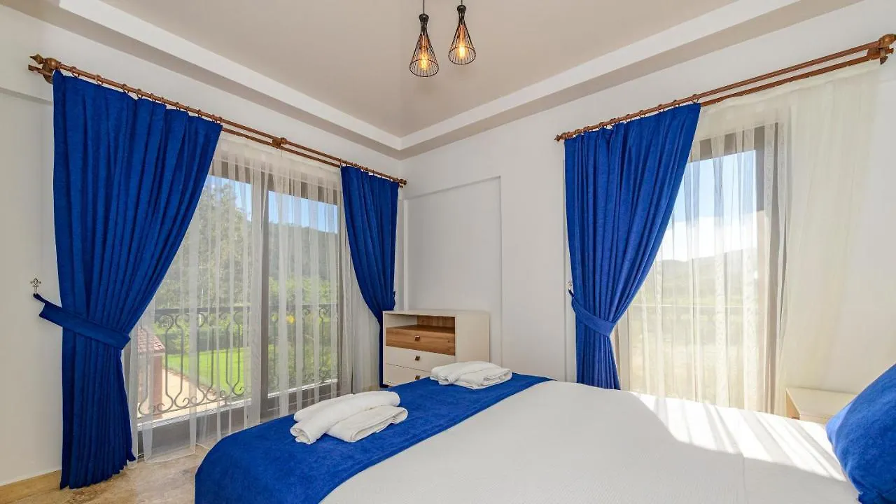 Huema - 6 Bedroom Holiday Villa In Kayakoey Oeluedeniz Фетхие Турция