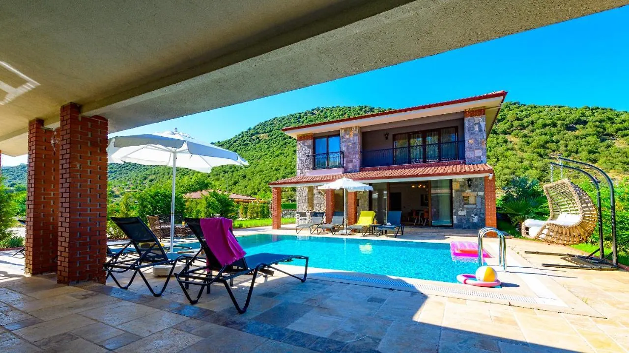 Huema - 6 Bedroom Holiday Villa In Kayakoey Oeluedeniz Фетхие